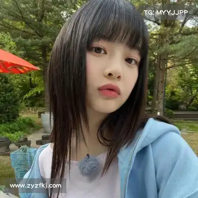 蒙炯芊